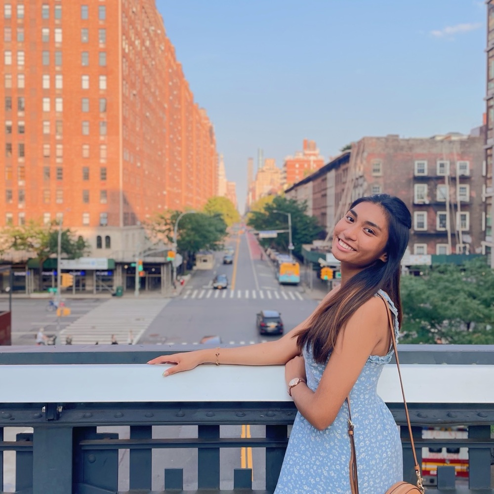 Meet your Posher, Mikaela